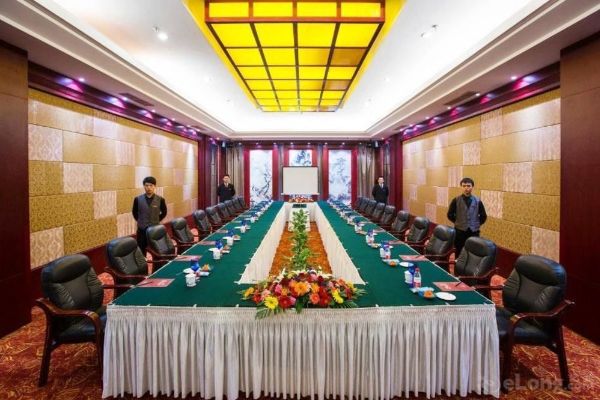 Feicheng Blossom Hotel (Taian)